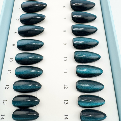 Deep Tide Cat Eye (blå, short almond)