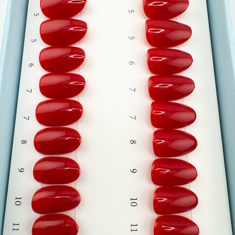 Cherry Blaze (ljusröd, short oval)