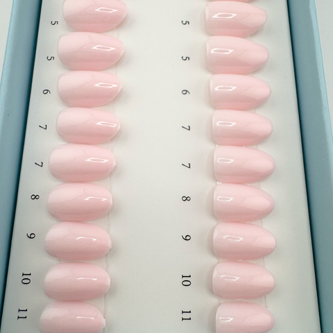 Blush Glaze (ljusrosa, short oval)