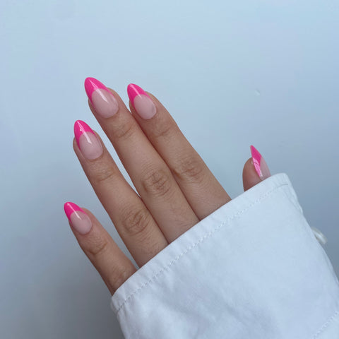 Berry Line (tunn hallonrosa kant, short almond)