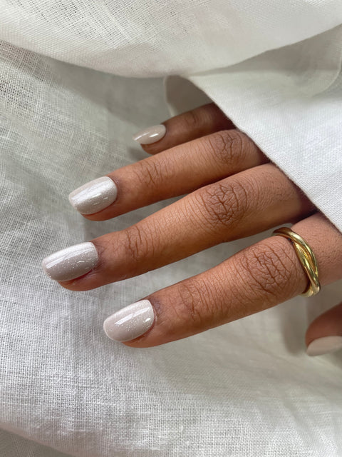 Golden Hour Cat Eye (champagne, xs-squoval)